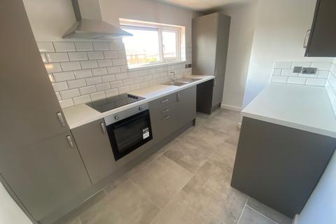 2 bedroom flat to rent, Forster Avenue, Newark, NG24