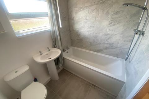 2 bedroom flat to rent, Forster Avenue, Newark, NG24