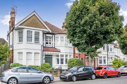 1 bedroom flat for sale, Cranley Gardens, Palmers Green