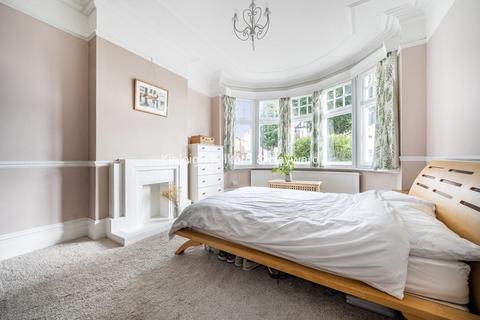 1 bedroom flat for sale, Cranley Gardens, Palmers Green