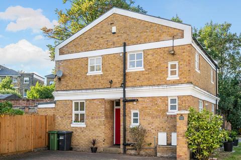 2 bedroom detached house for sale, Wickham Mews, Brockley