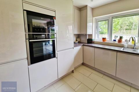 16 Alyson Way, Pencoed, Bridgend, CF35 6TP