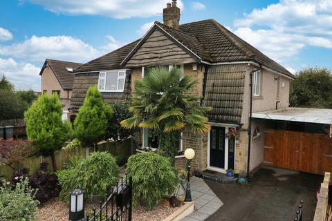 3 bedroom semi-detached house for sale, Oakdale Drive, Shipley, West Yorkshire, BD18