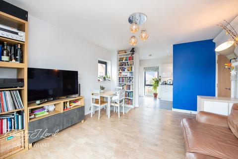 2 bedroom apartment for sale, Hartington Road, London