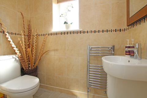 24 Compton Drive, Eastbourne, BN20 8BX