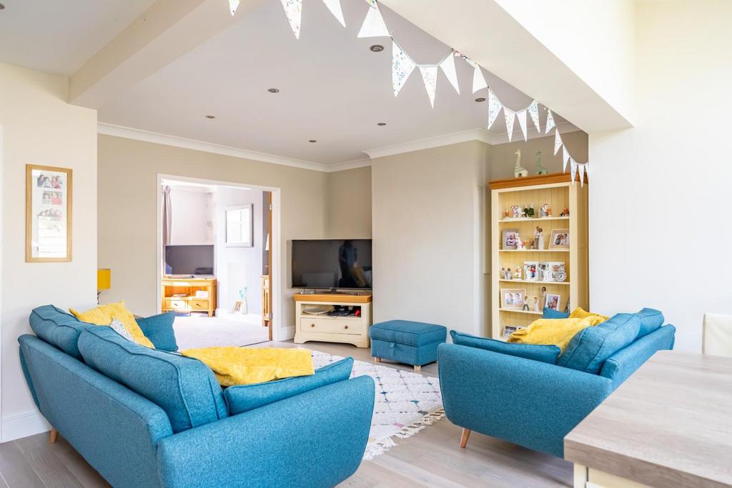 Rawcliffe Croft, York 3 bed semidetached house for sale £395,000