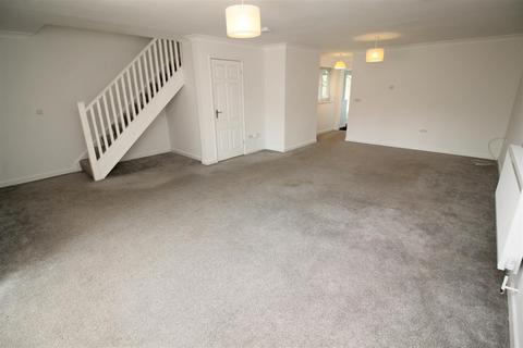 3 bedroom terraced house to rent, Heveningham