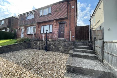 2 bedroom semi-detached house to rent, Parvet Avenue, Droylsden, Manchester, M43