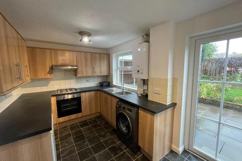 3 bedroom semi-detached house to rent, Ascot Close, Stratford-upon-Avon