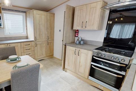 2 bedroom lodge for sale, Wood Farm Holiday Park