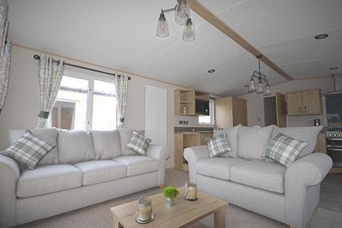 2 bedroom lodge for sale, Wood Farm Holiday Park