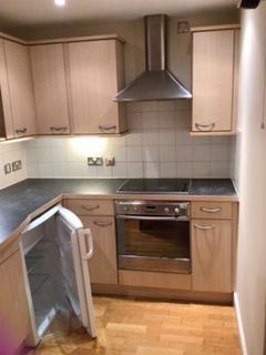 2 bedroom flat to rent, Derby Road, Nottingham NG1