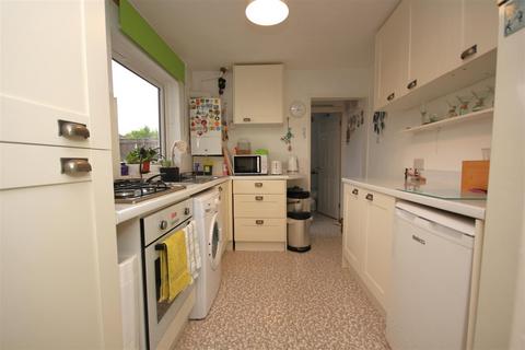 3 bedroom end of terrace house for sale, Robinson Road, Rushden NN10