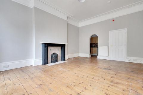 1 bedroom flat for sale, Park Crescent, Worthing