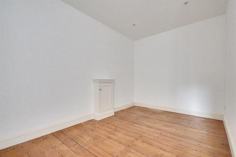 1 bedroom flat for sale, Park Crescent, Worthing