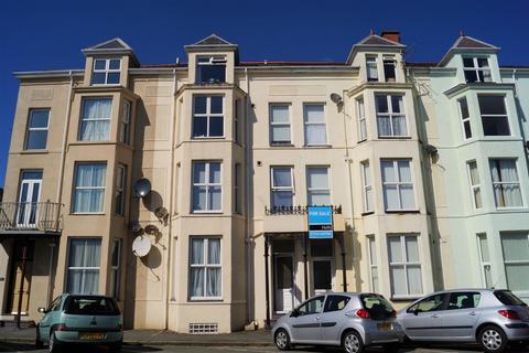 1 bedroom flat to rent, Churton Street, Pwllheli