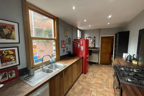 3 bedroom terraced house for sale, Hartopp Road, Leicester