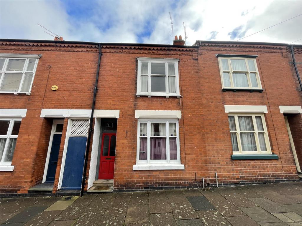 Hartopp Road, Leicester 3 bed terraced house for sale £250,000