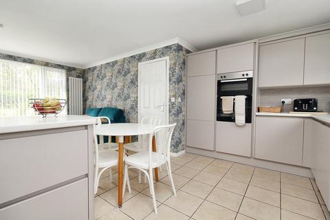 7 Icknield Green, Letchworth Garden City, SG6 4DL