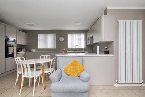 7 Icknield Green, Letchworth Garden City, SG6 4DL