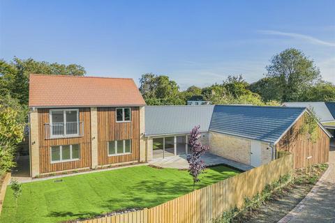 4 bedroom detached house for sale, Barton Road, Cambridge CB23