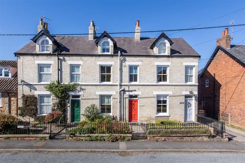 3 bedroom terraced house for sale, Main Street, Sinnington, York