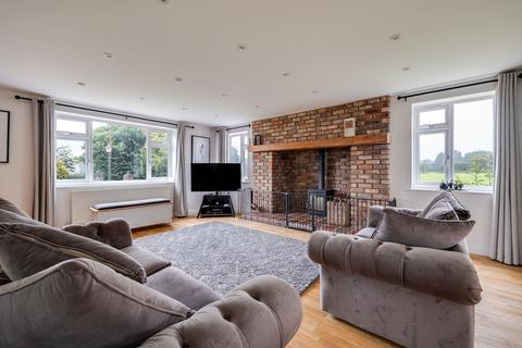 3 bedroom semi-detached house for sale, Chester Road, Tarporley CW6