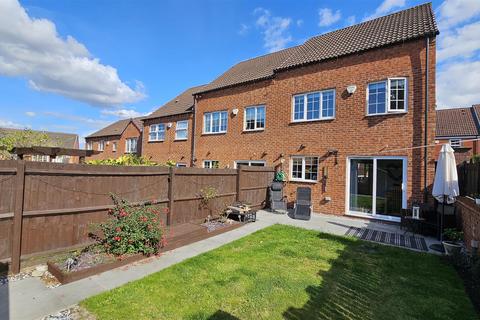 3 bedroom townhouse for sale, Medway Drive, Bingham