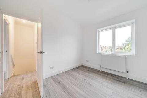 12 Dagonet Road, Bromley, BR1 5LR