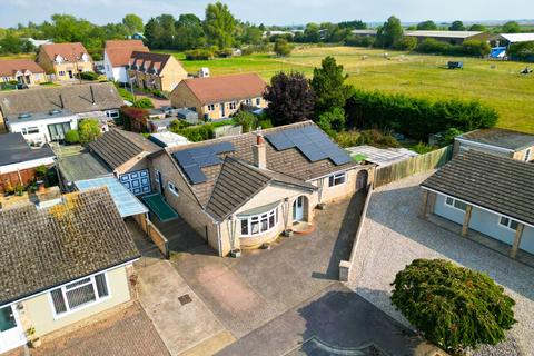 3 bedroom detached house for sale, Meadow Way, Earith, Huntingdon, Cambridgeshire, PE28