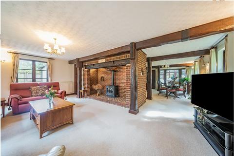 4 bedroom house for sale, Tupwood Lane, Caterham CR3