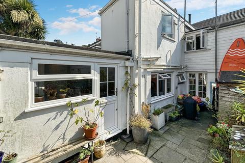 3 bedroom terraced house for sale, Flushing