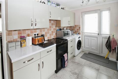 3 bedroom semi-detached house for sale, Ferryman Park, Paull, Hull