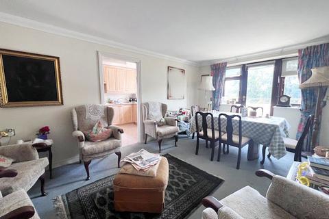 2 bedroom flat for sale, Eaton Court, 126 Edgware Way HA8