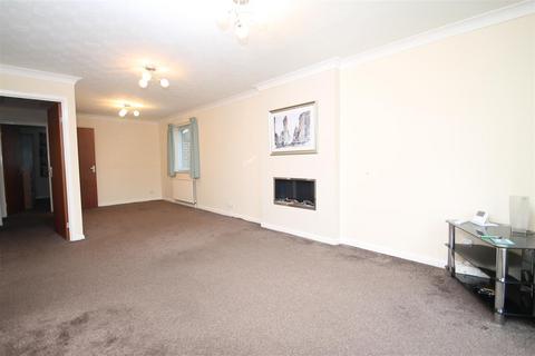 2 bedroom detached bungalow for sale, Lindrick Way, Harrogate HG3