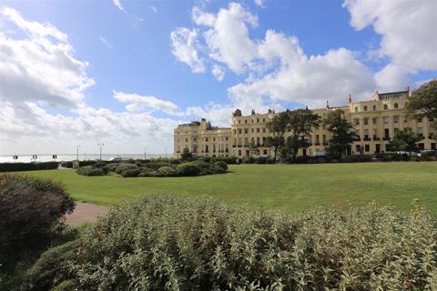 1 bedroom flat to rent, Brunswick Square,  Hove