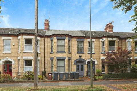 6 bedroom terraced house for sale, Marlborough Avenue, Princes Avenue, Hull, HU5 3JR