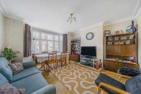 3 bedroom semi-detached house for sale, Hillersdon Avenue, Edgware, Greater London. HA8 7SG