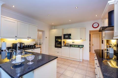 6 bedroom detached house for sale, Gainsborough Road, Southport PR8