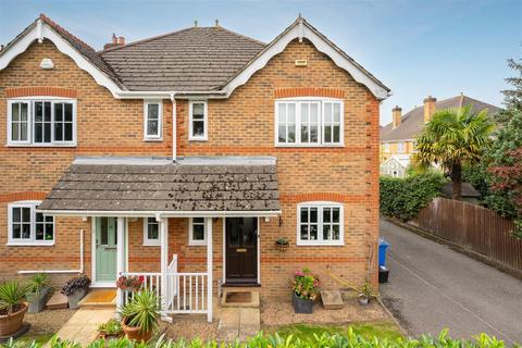 3 bedroom end of terrace house for sale, Chobham Road, Sunningdale