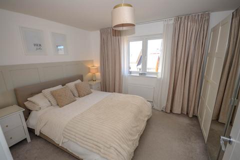 2 bedroom semi-detached house for sale, Rivers Edge Laygate Street, South Shields