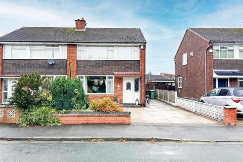 3 bedroom semi-detached house for sale, Milldale Road, Leigh