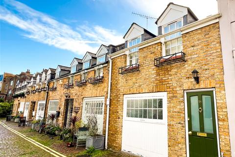 3 bedroom terraced house for sale, Laurence Mews, London W12