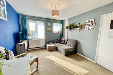 1 bedroom flat for sale, St. Martins Crescent, Newhaven