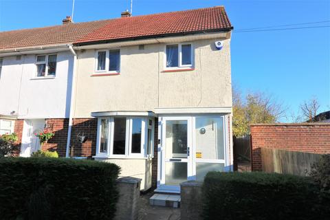 2 bedroom detached house to rent, Breakmead, Welwyn Garden City, AL7