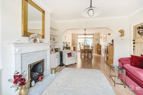 165 Pickhurst Rise, West Wickham, BR4 0AG