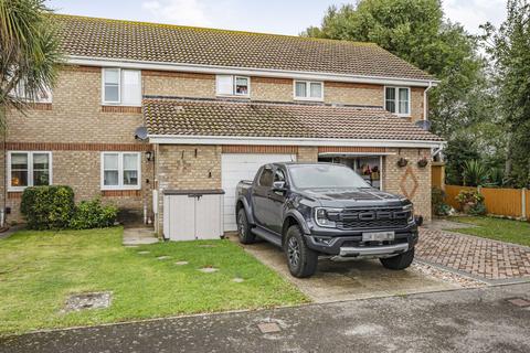 3 bedroom terraced house for sale, Spinney Close, Selsey, PO20