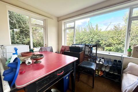 2 The Lyngs, East Bridgford, Nottingham, NG13 8NL