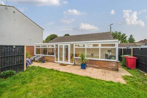 2 bedroom detached bungalow for sale, Slough,  Berkshire,  SL1