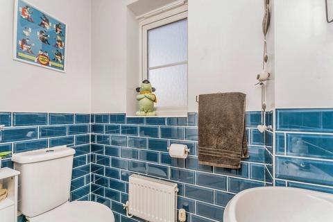 46 Watson Close, Corby, NN17 4AN